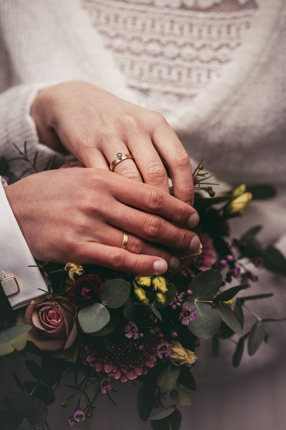 Der Brautstrauß und Eheringe von der Hochzeit in Thierhaupten