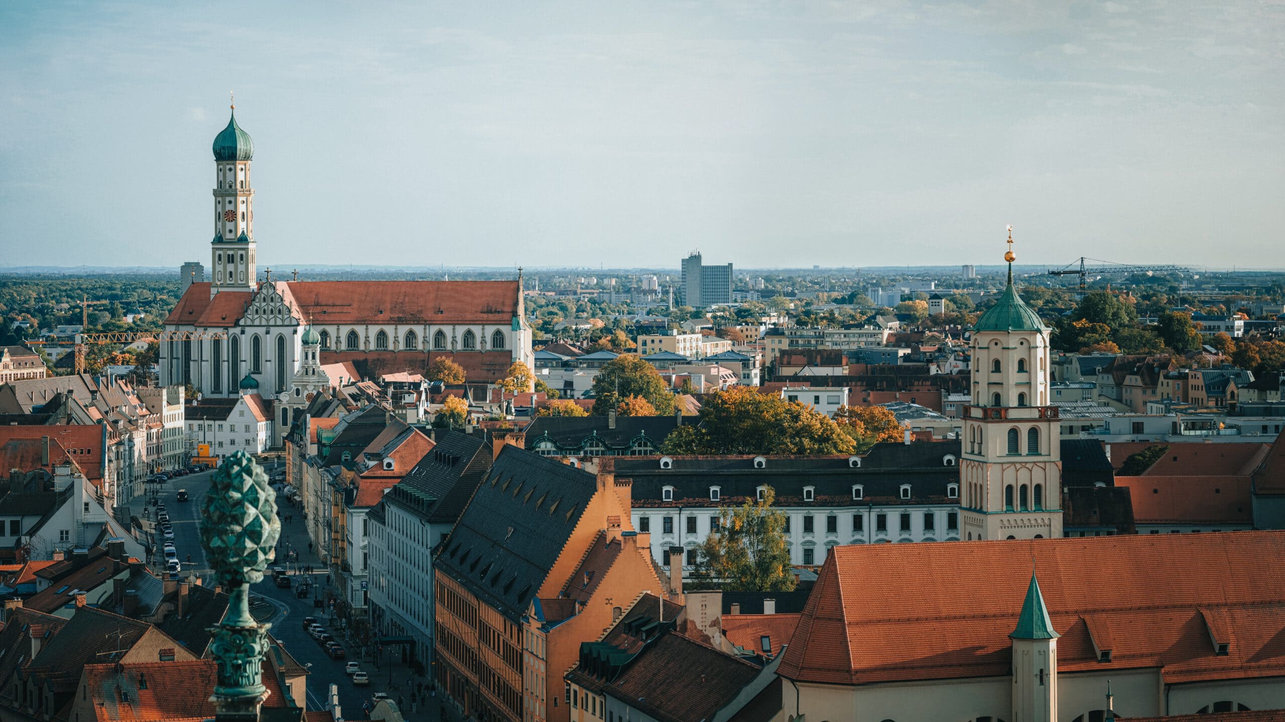 Ein Bild von oben von der Augsburger Innenstadt.